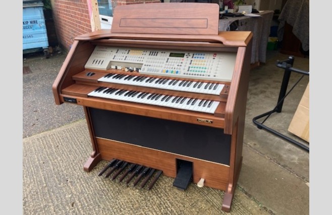 Used Orla GT9000 Deluxe Organ All Inclusive Top Grade Package - Image 4